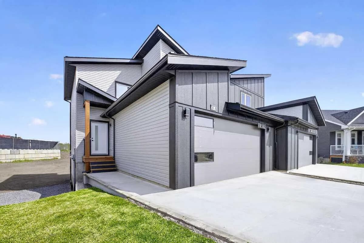 Semi Detached (Half Duplex)