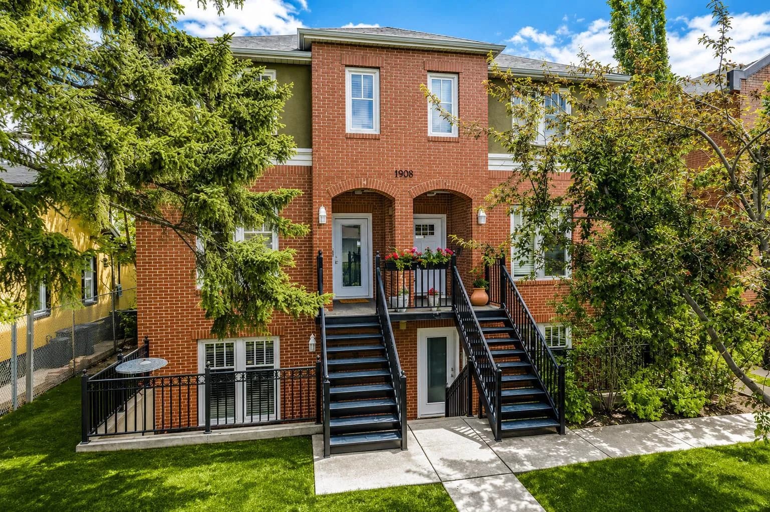 Row/Townhouse