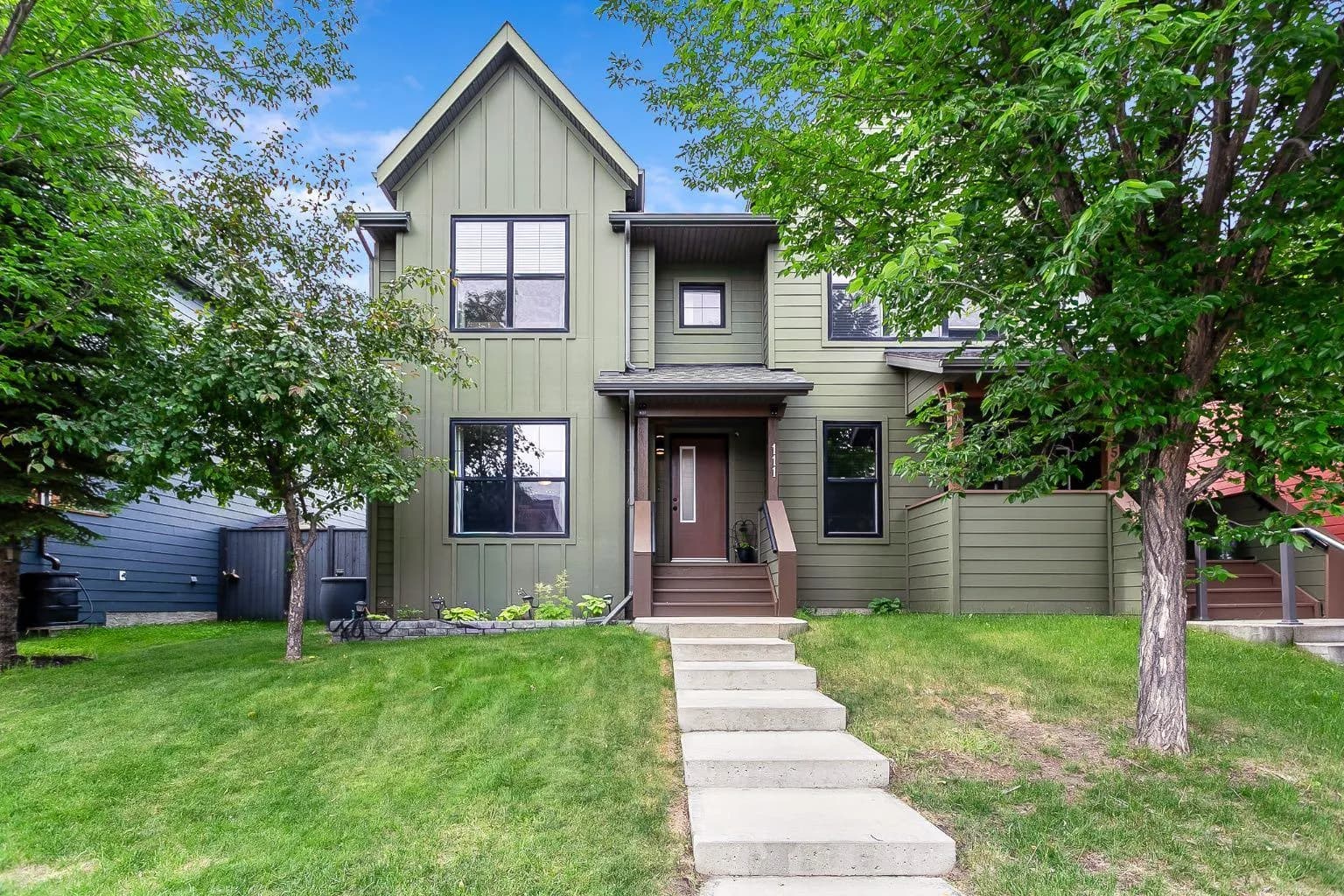Semi Detached (Half Duplex)