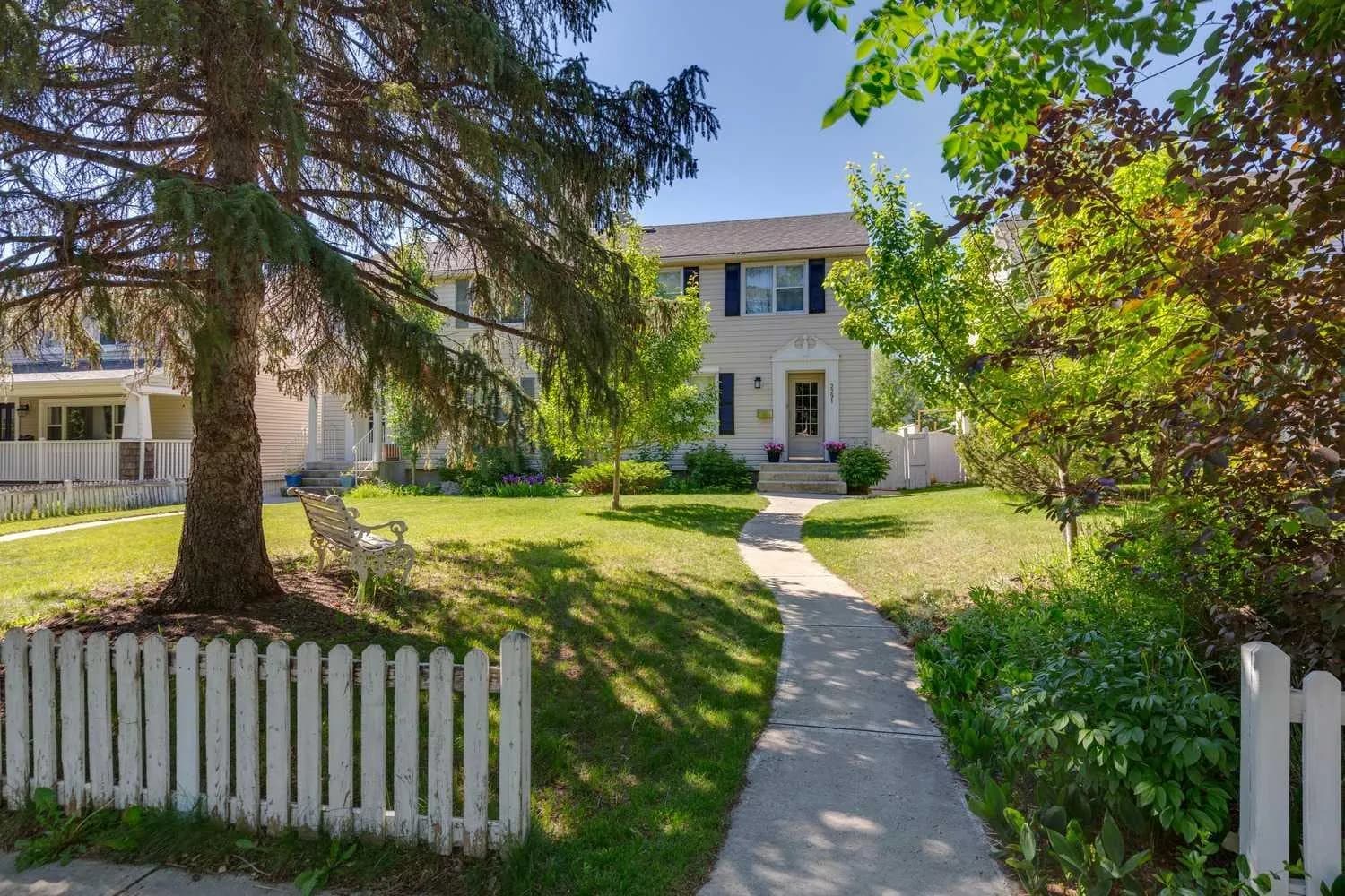 Semi Detached (Half Duplex)