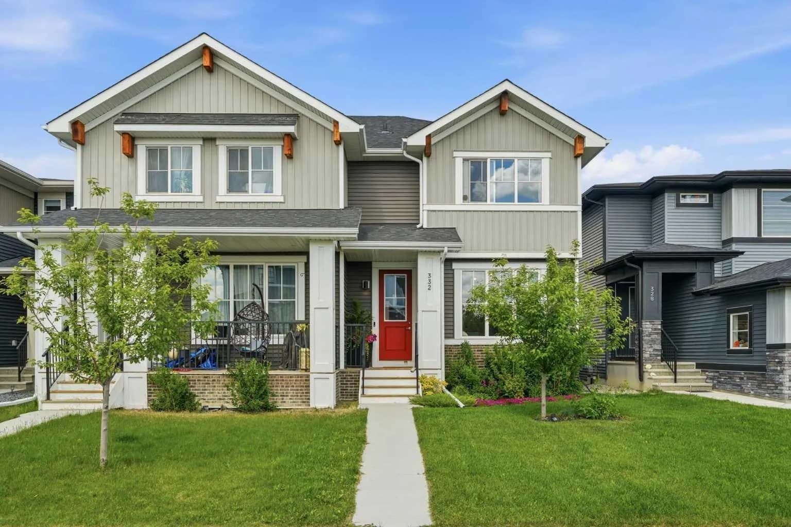 Semi Detached (Half Duplex)