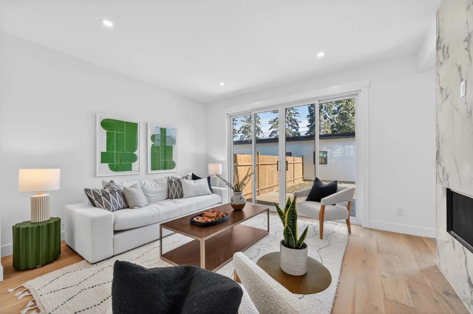 Semi Detached (Half Duplex)