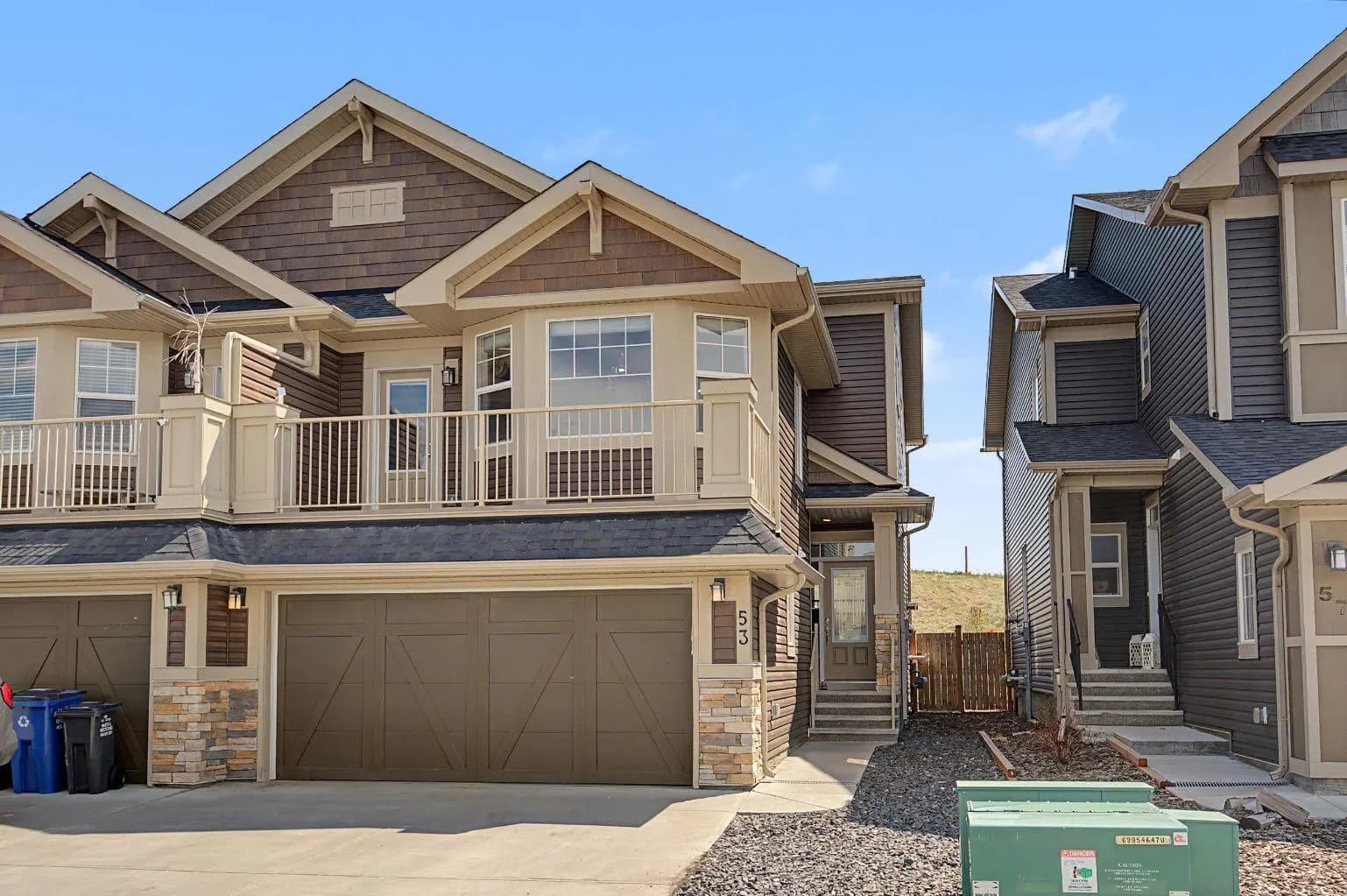 Semi Detached (Half Duplex)