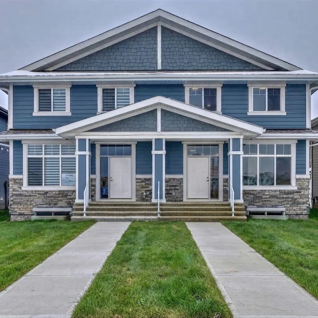 Semi Detached (Half Duplex)