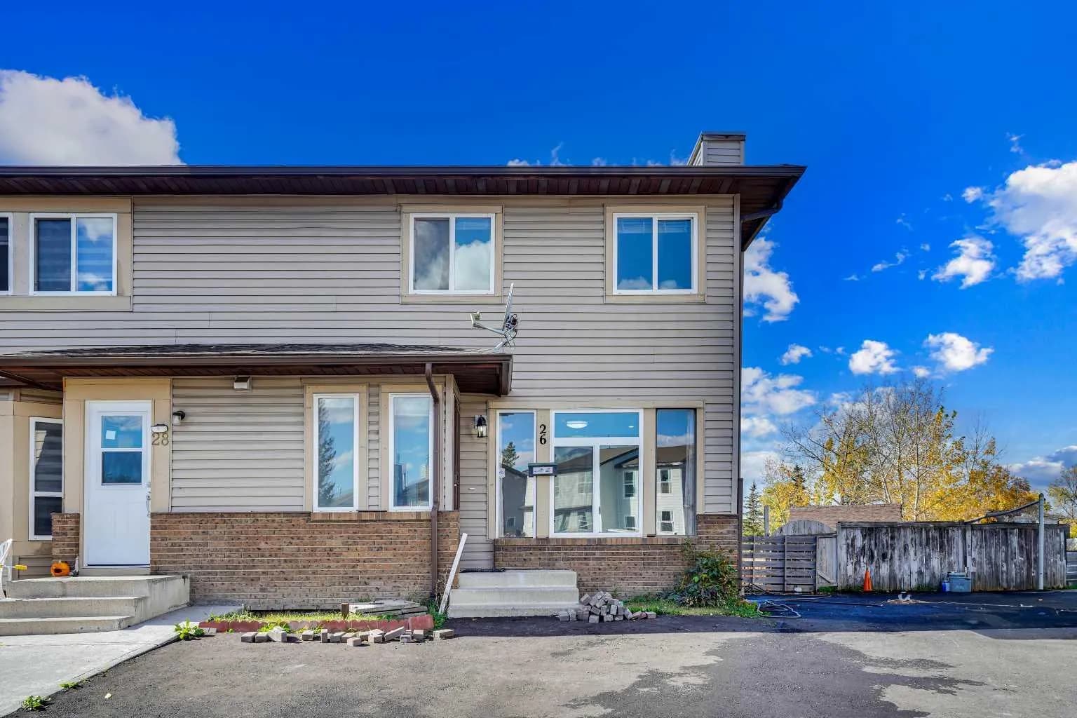 Semi Detached (Half Duplex)