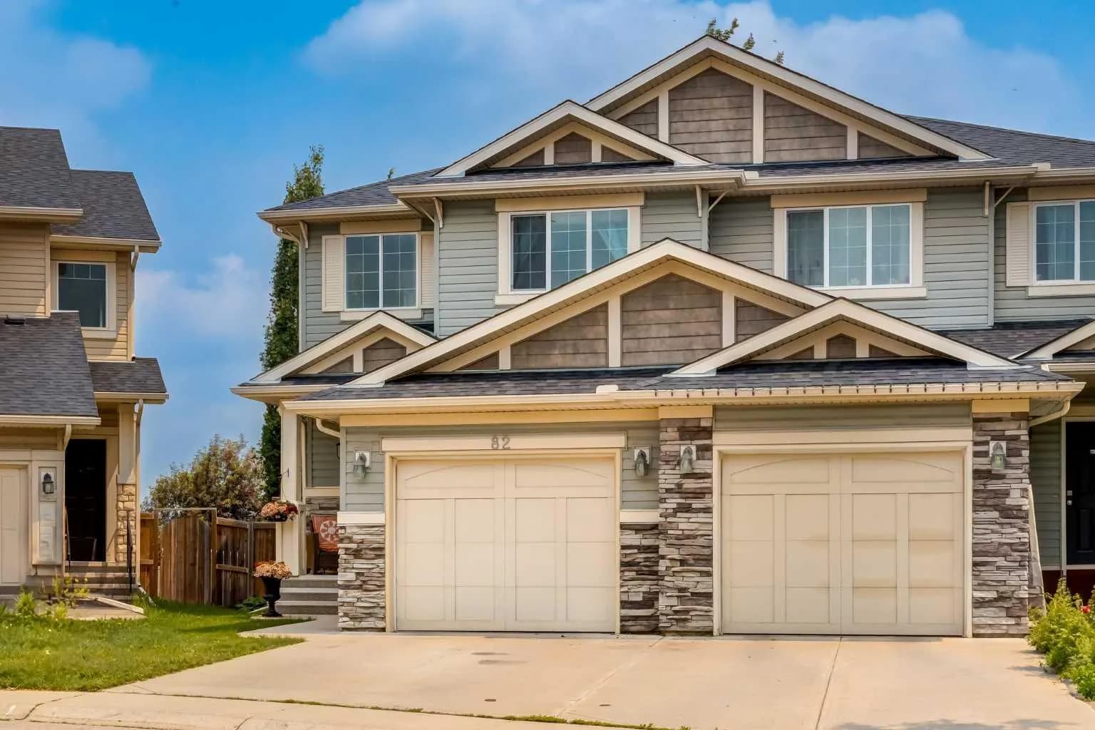 Semi Detached (Half Duplex)