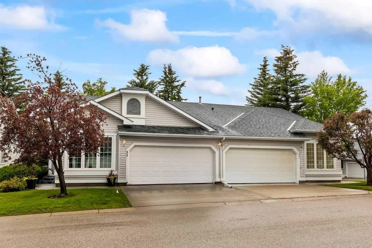 Semi Detached (Half Duplex)