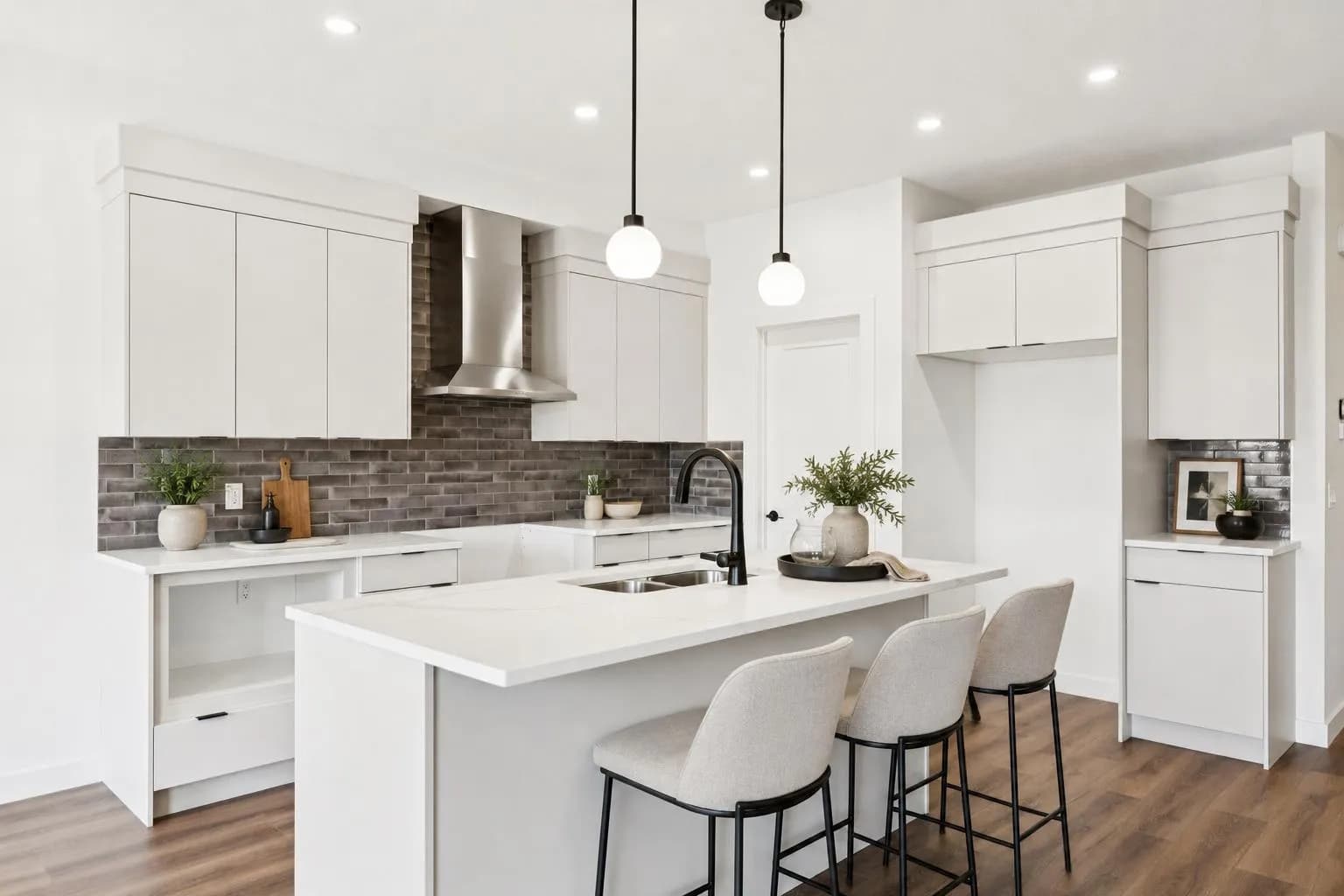 Semi Detached (Half Duplex)
