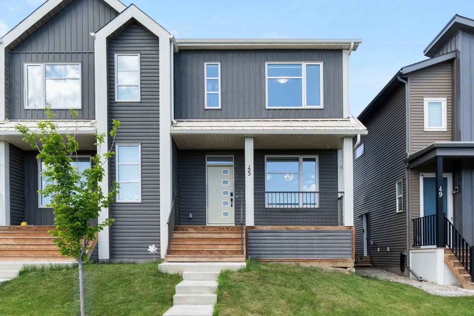 Semi Detached (Half Duplex)