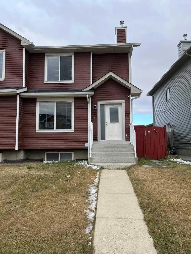 Semi Detached (Half Duplex)