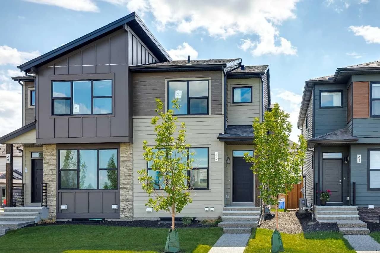 Semi Detached (Half Duplex)