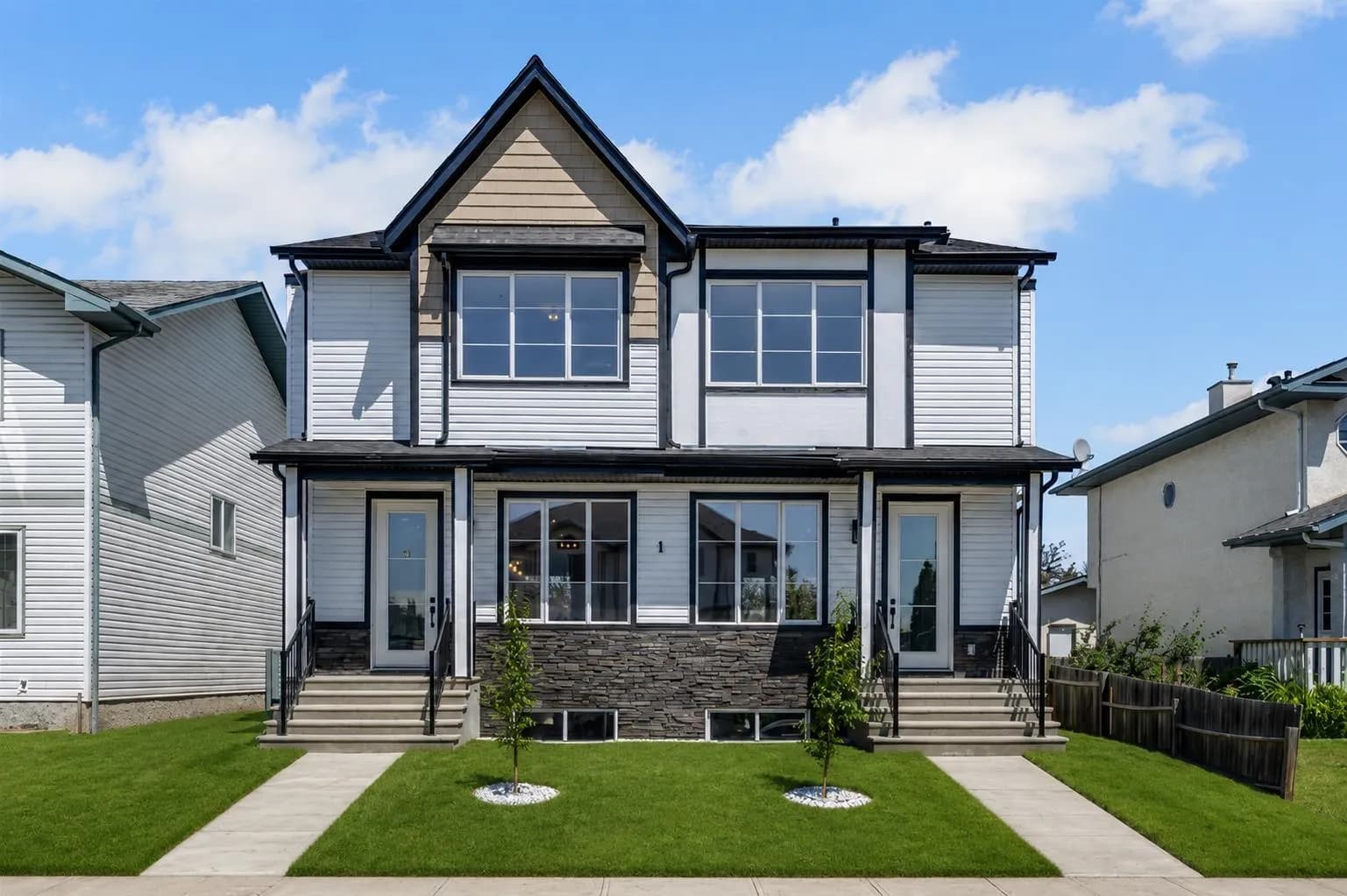 Semi Detached (Half Duplex)