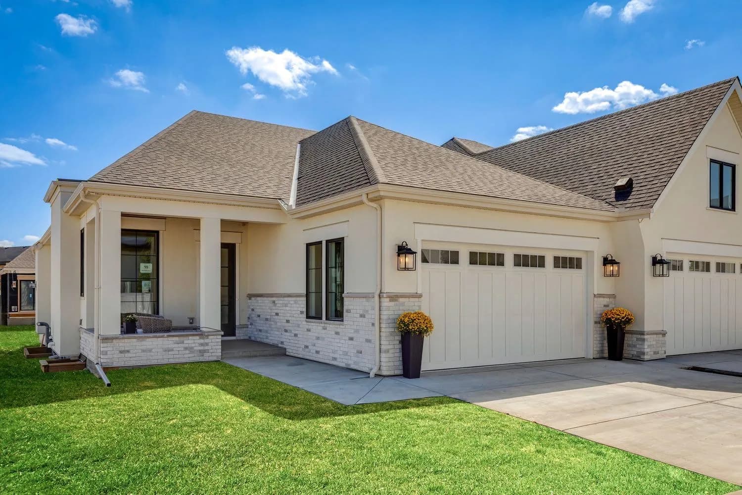 Semi Detached (Half Duplex)