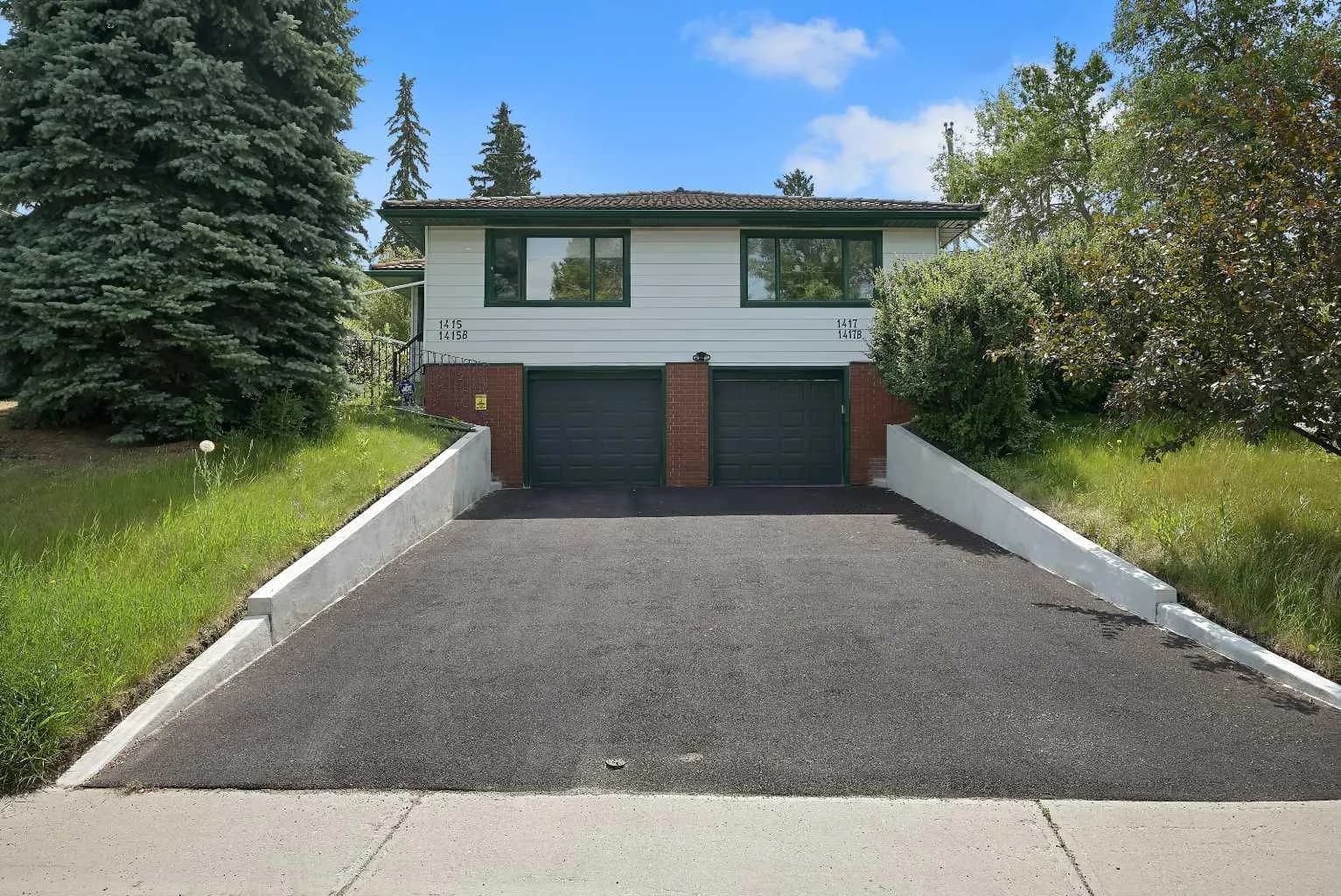Semi Detached (Half Duplex)