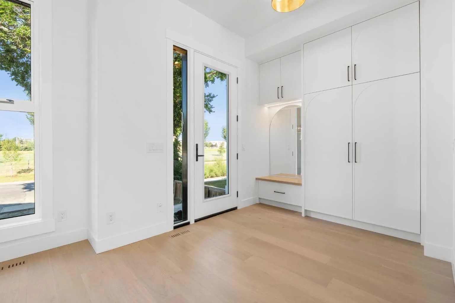 Semi Detached (Half Duplex)