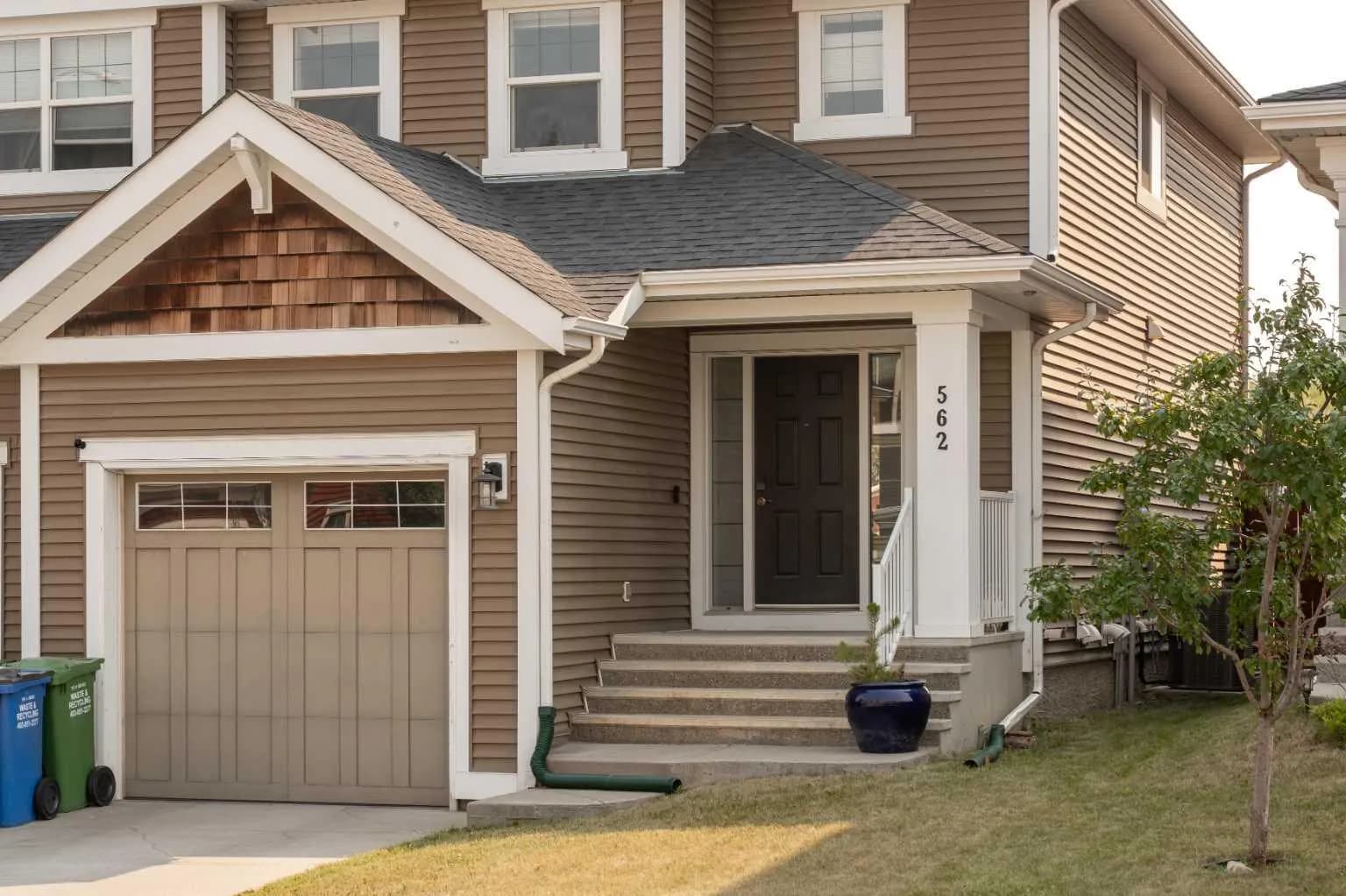 Semi Detached (Half Duplex)