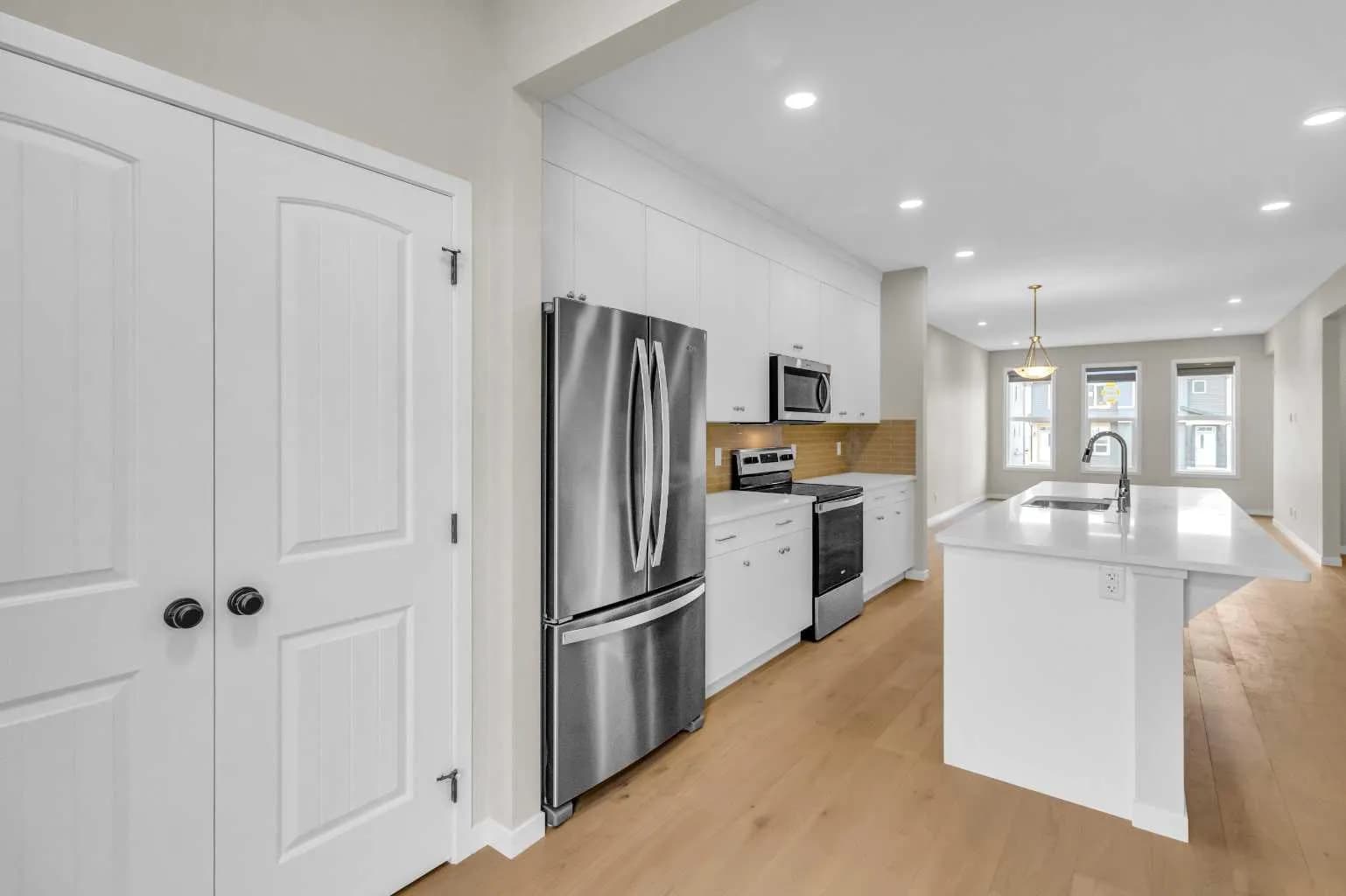 Semi Detached (Half Duplex)