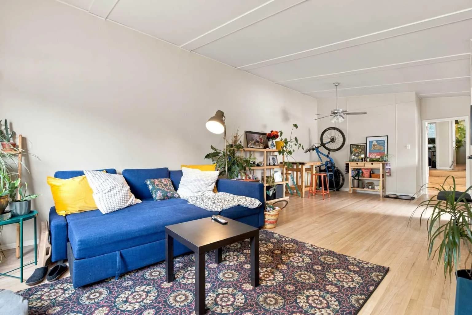 Semi Detached (Half Duplex)