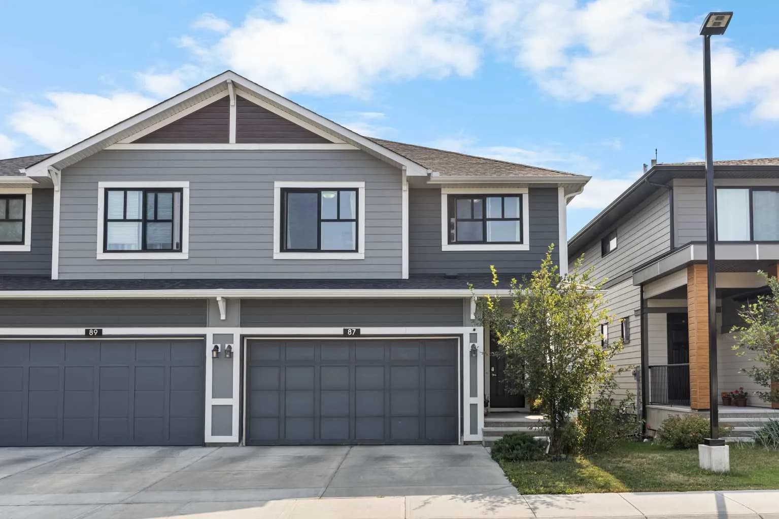 Semi Detached (Half Duplex)