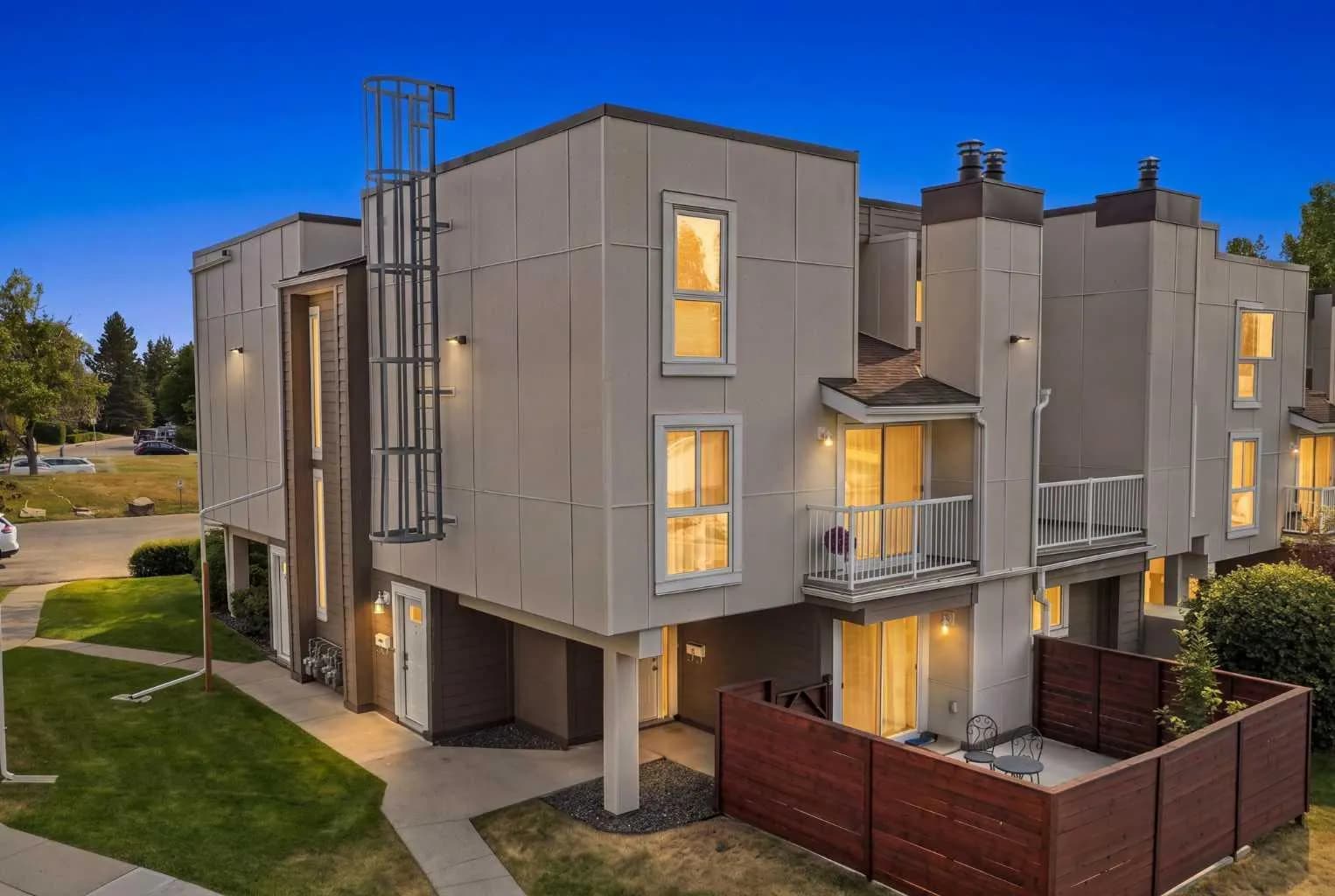 Row/Townhouse