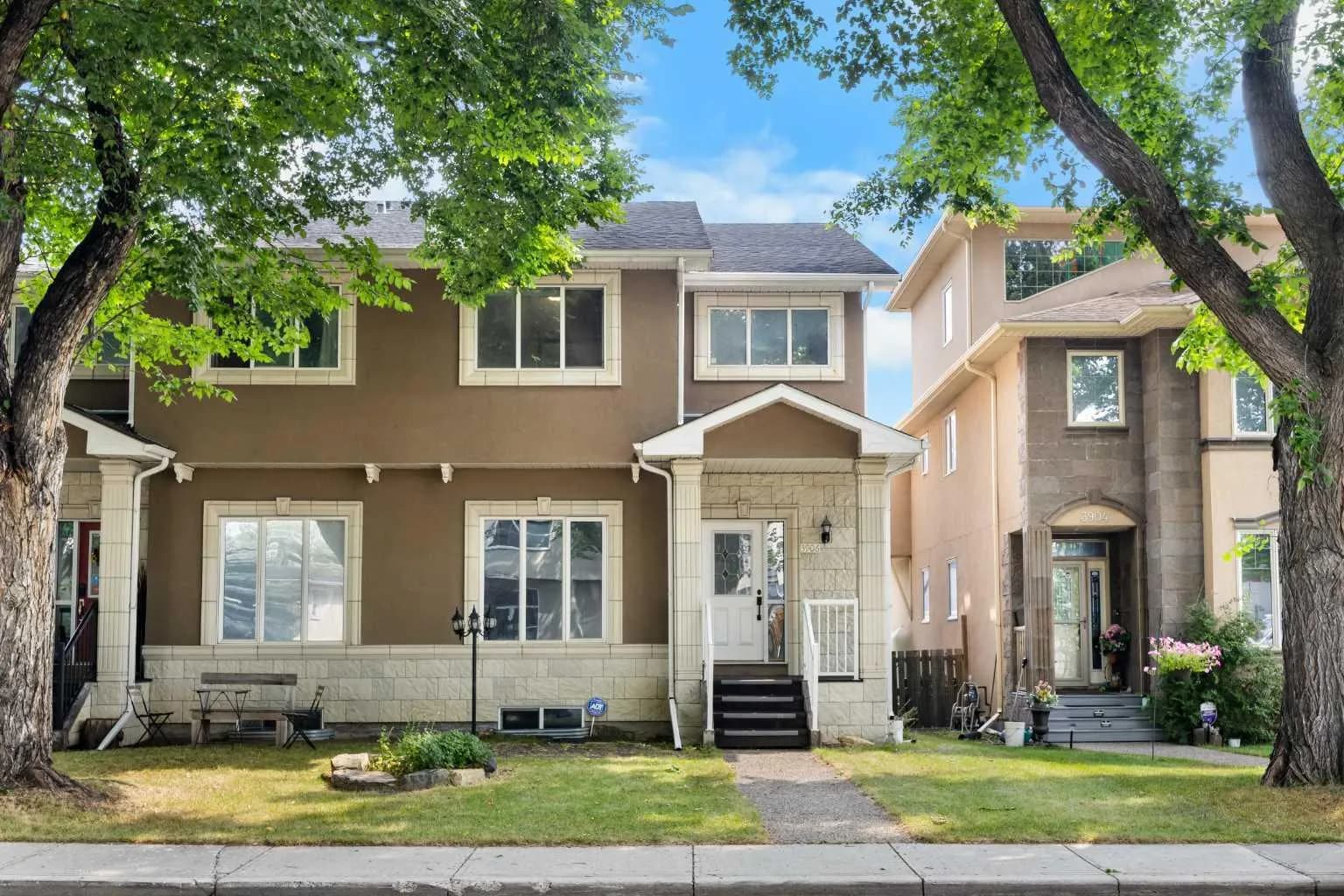 Semi Detached (Half Duplex)