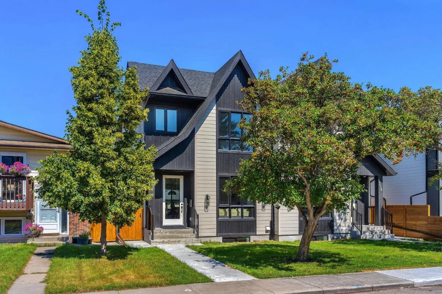 Semi Detached (Half Duplex)