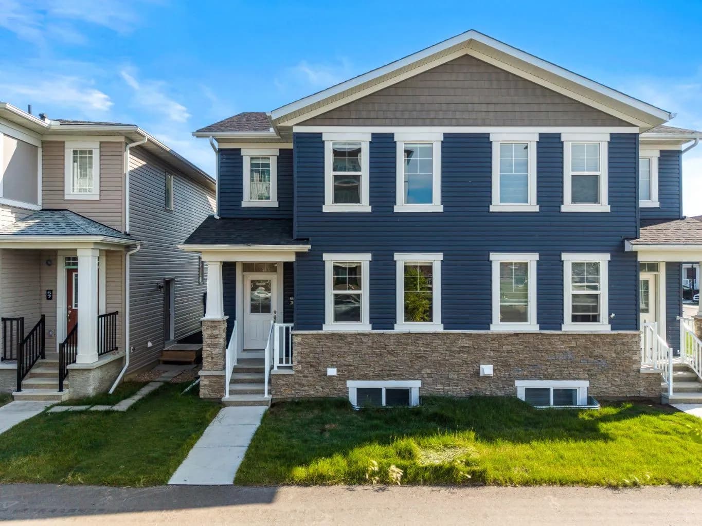Semi Detached (Half Duplex)