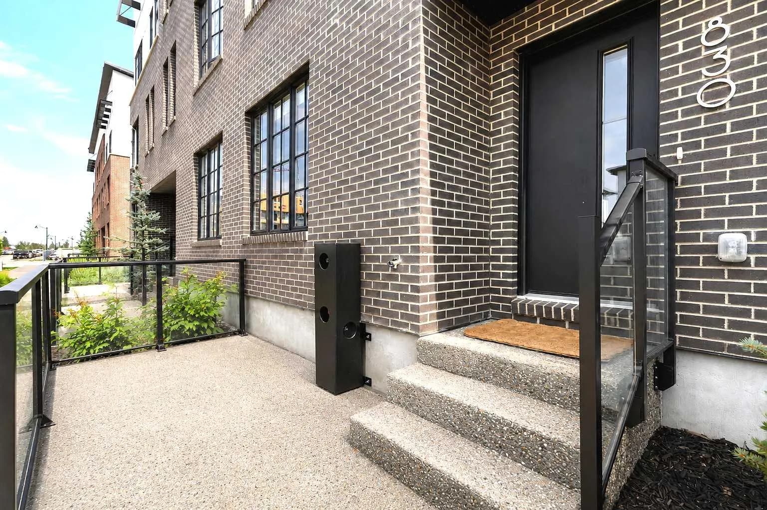 Row/Townhouse