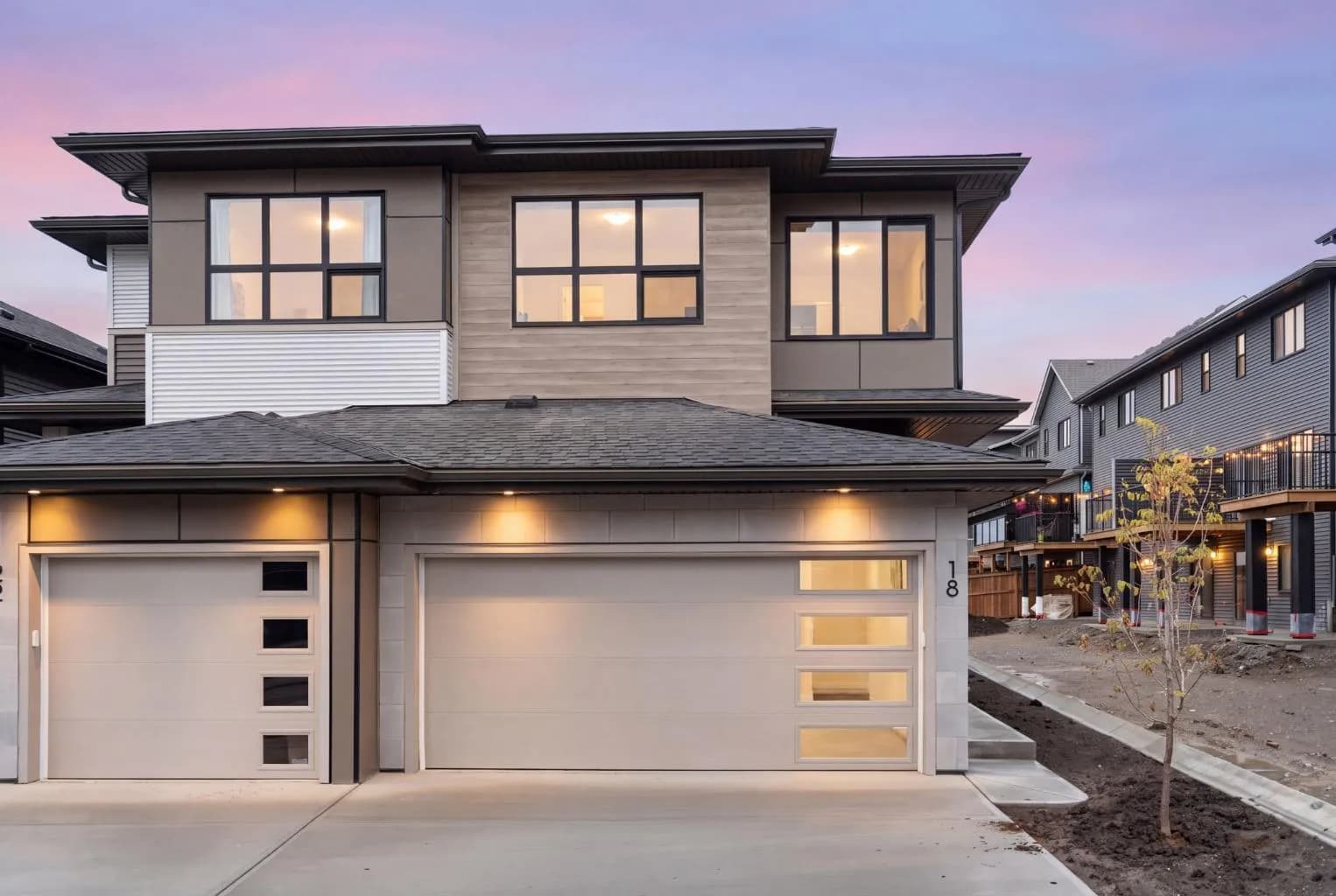 Semi Detached (Half Duplex)