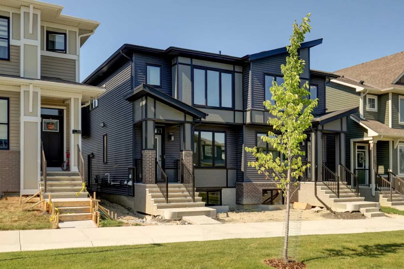 Semi Detached (Half Duplex)