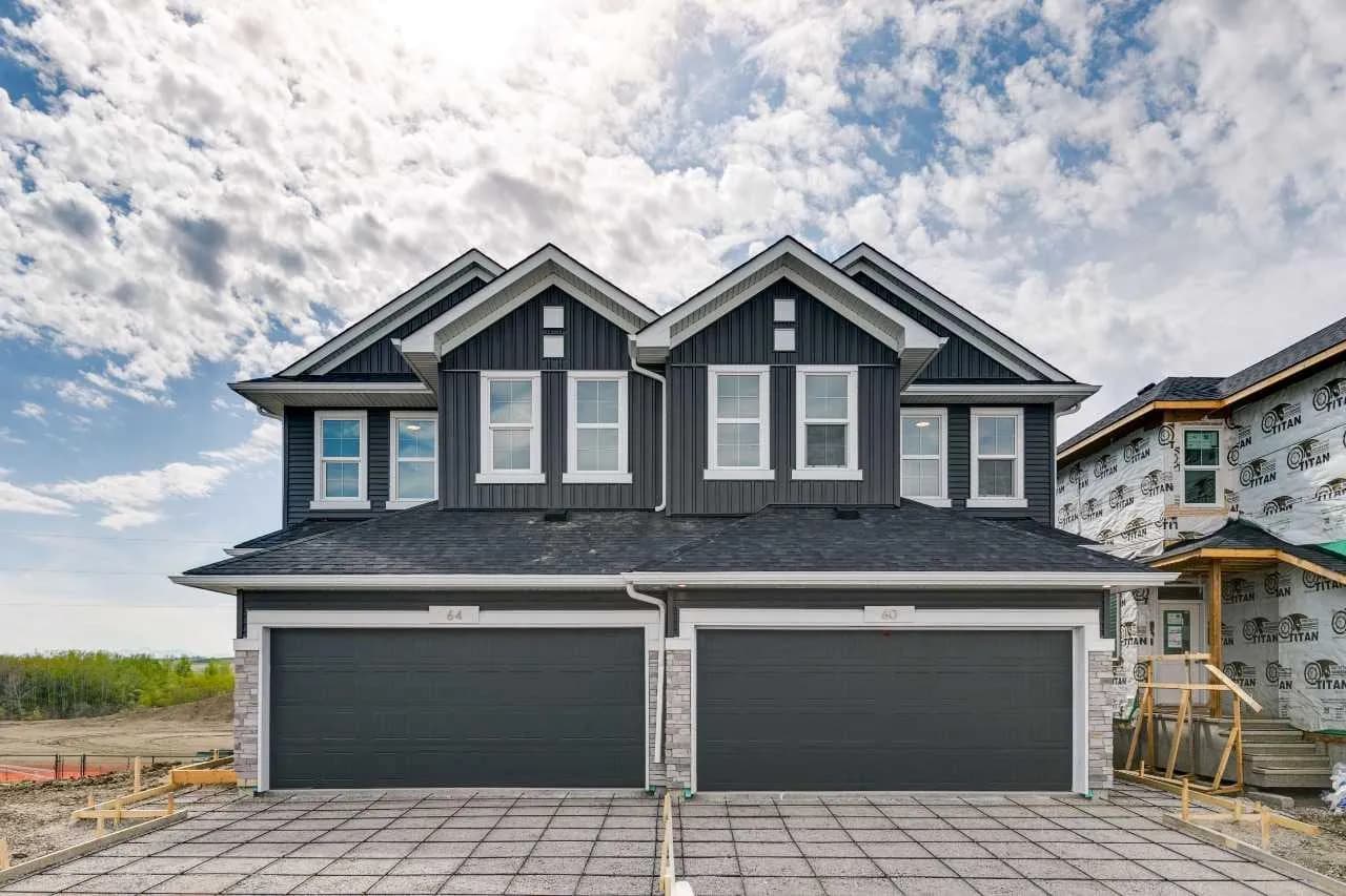 Semi Detached (Half Duplex)