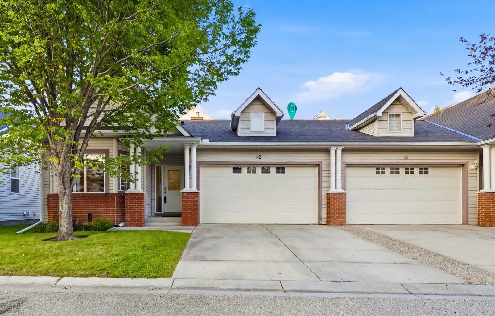 Semi Detached (Half Duplex)