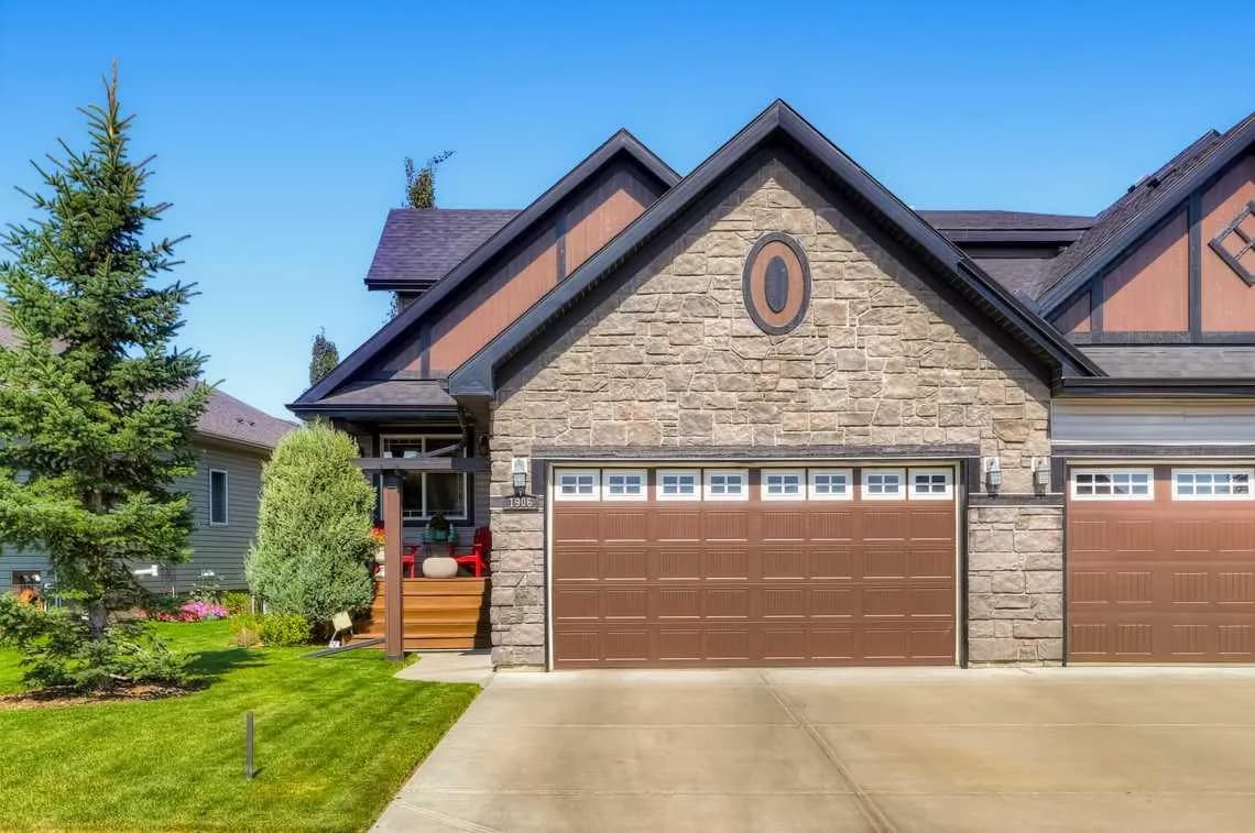 Semi Detached (Half Duplex)