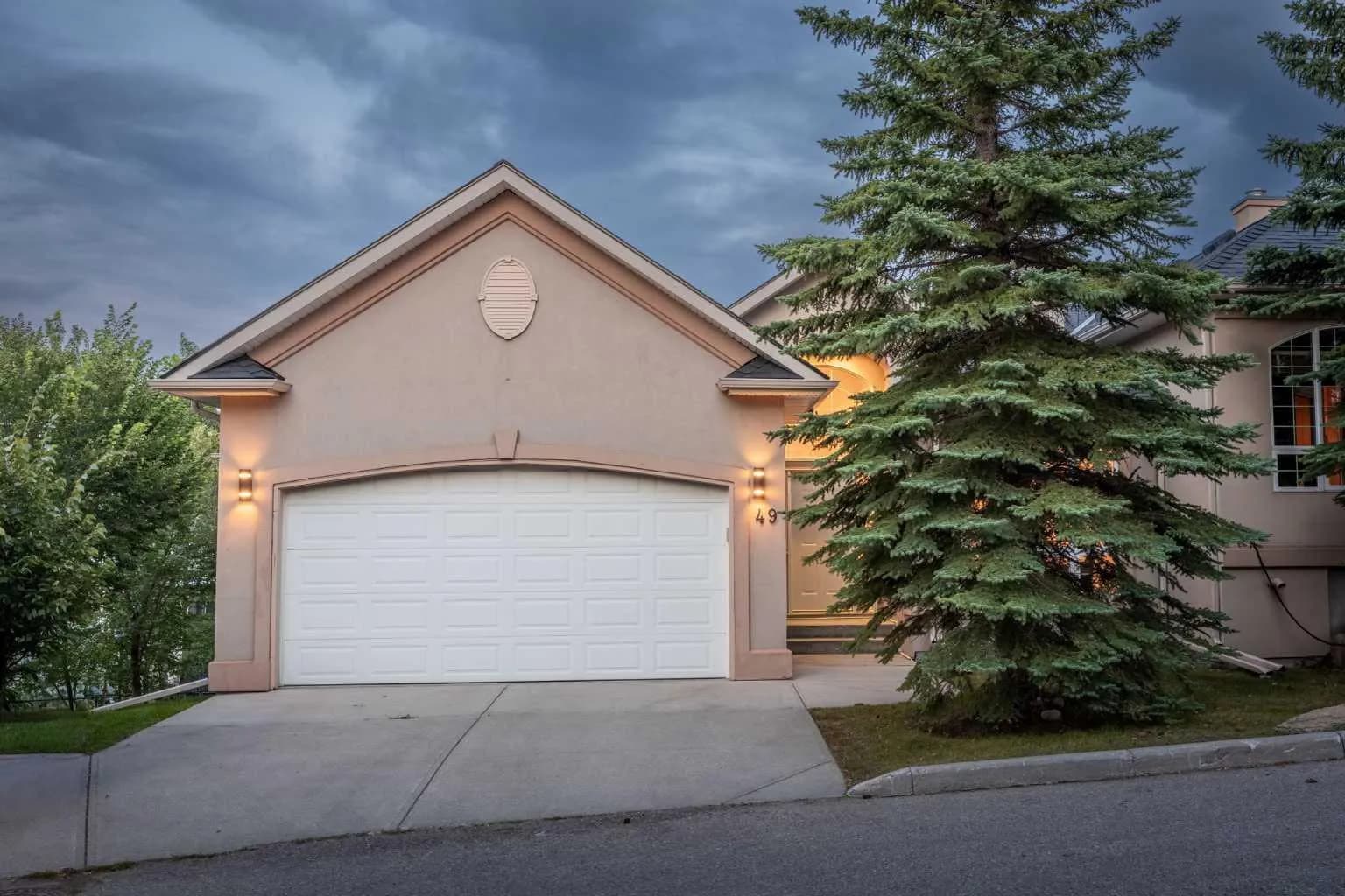 Semi Detached (Half Duplex)
