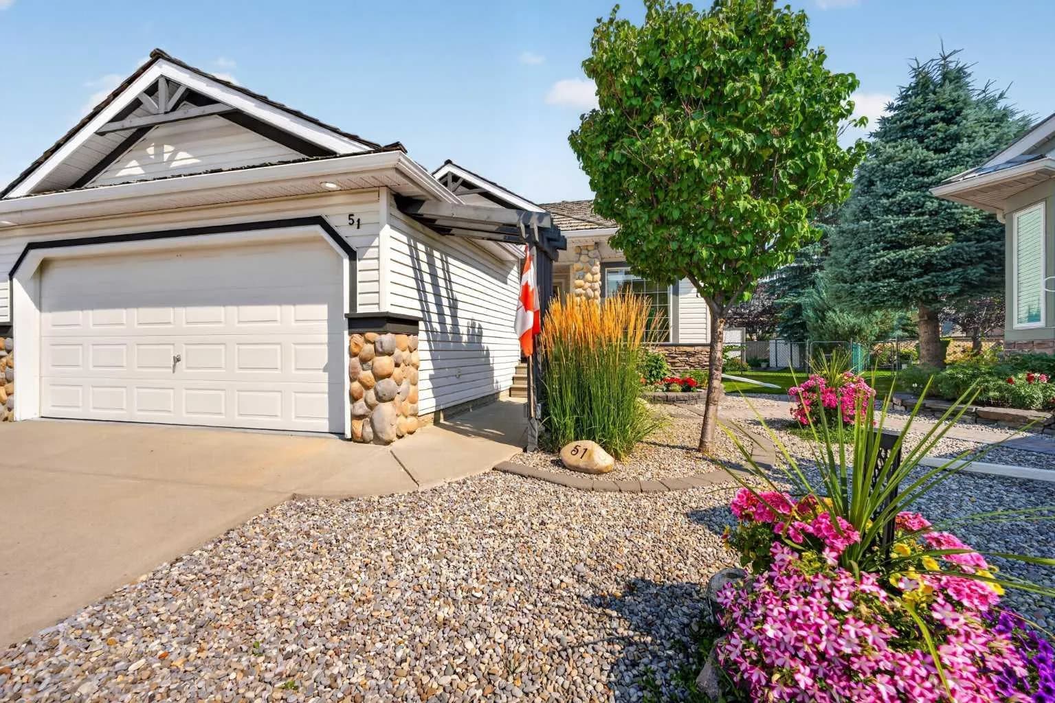 Semi Detached (Half Duplex)