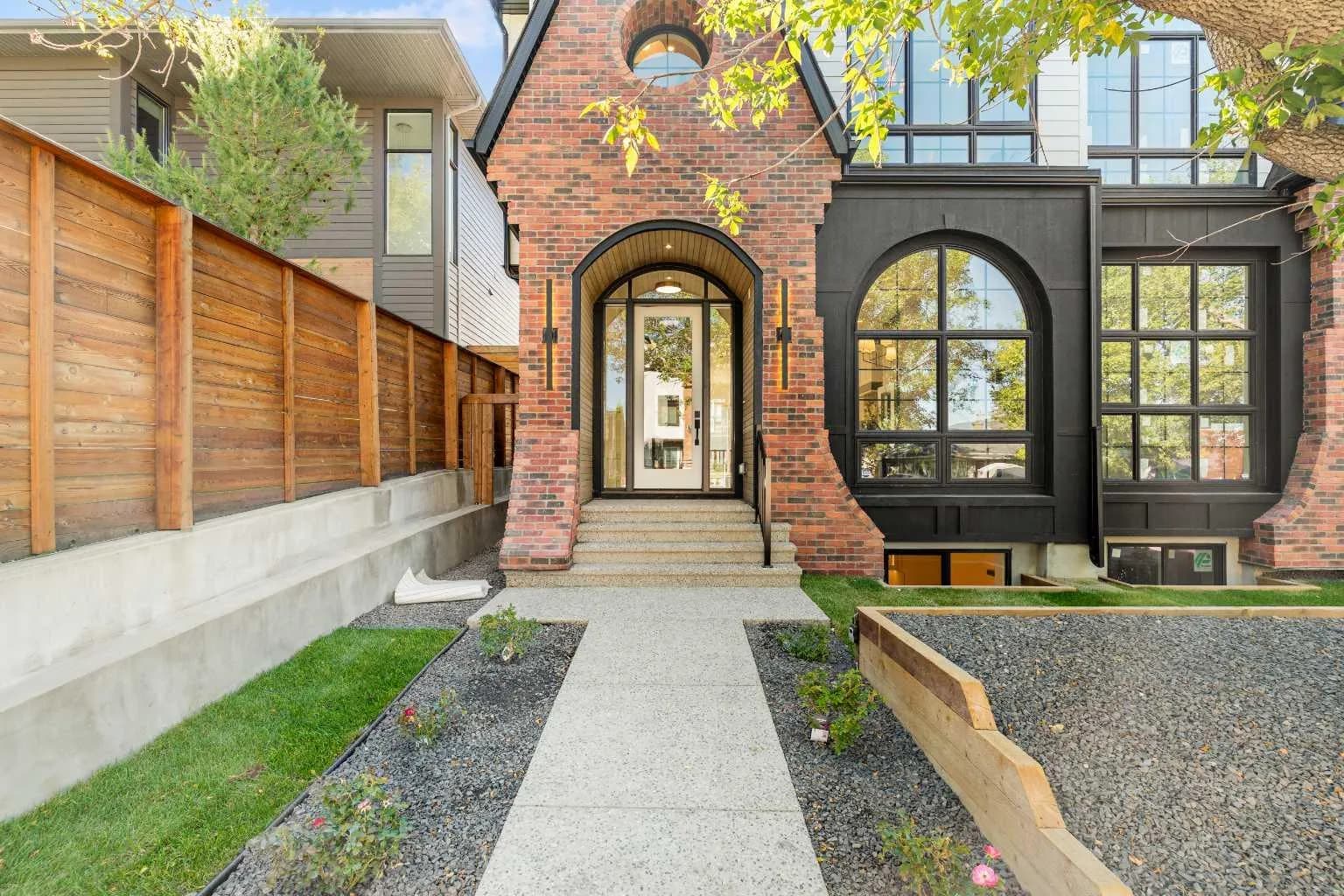 Semi Detached (Half Duplex)
