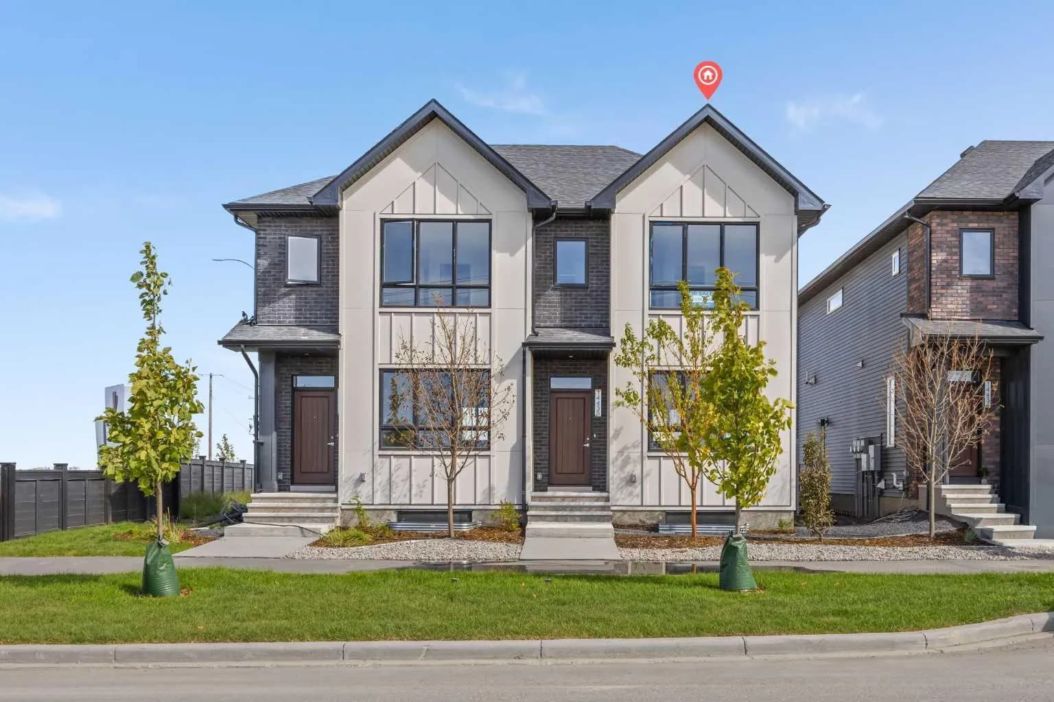 Semi Detached (Half Duplex)