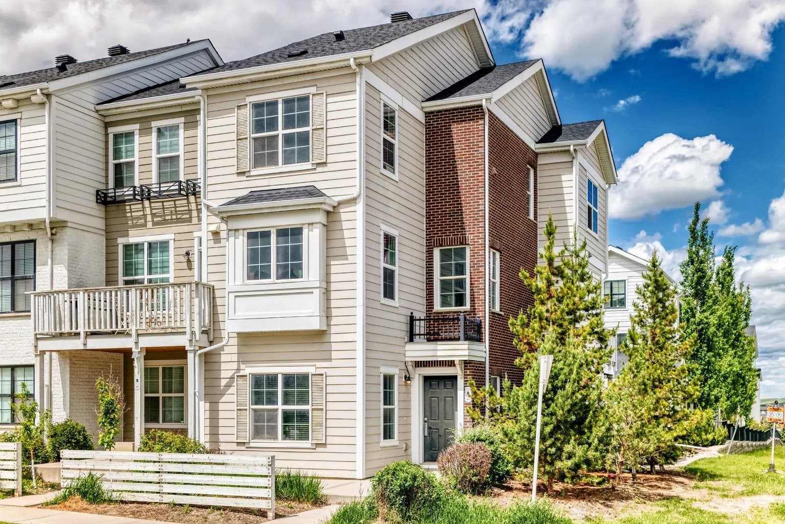 Row/Townhouse