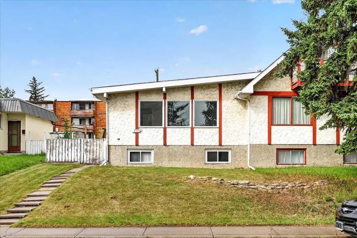 Semi Detached (Half Duplex)