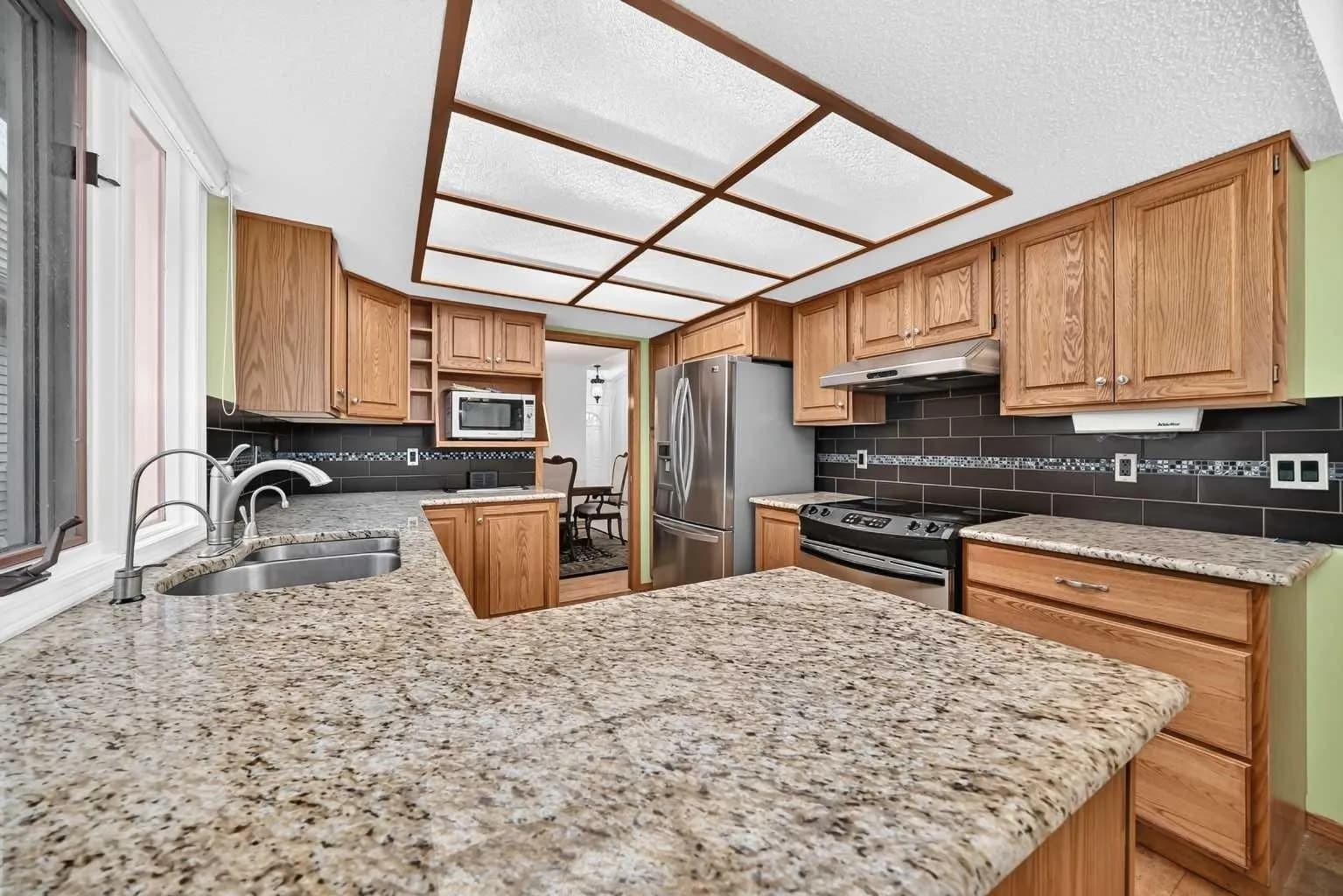 Semi Detached (Half Duplex)