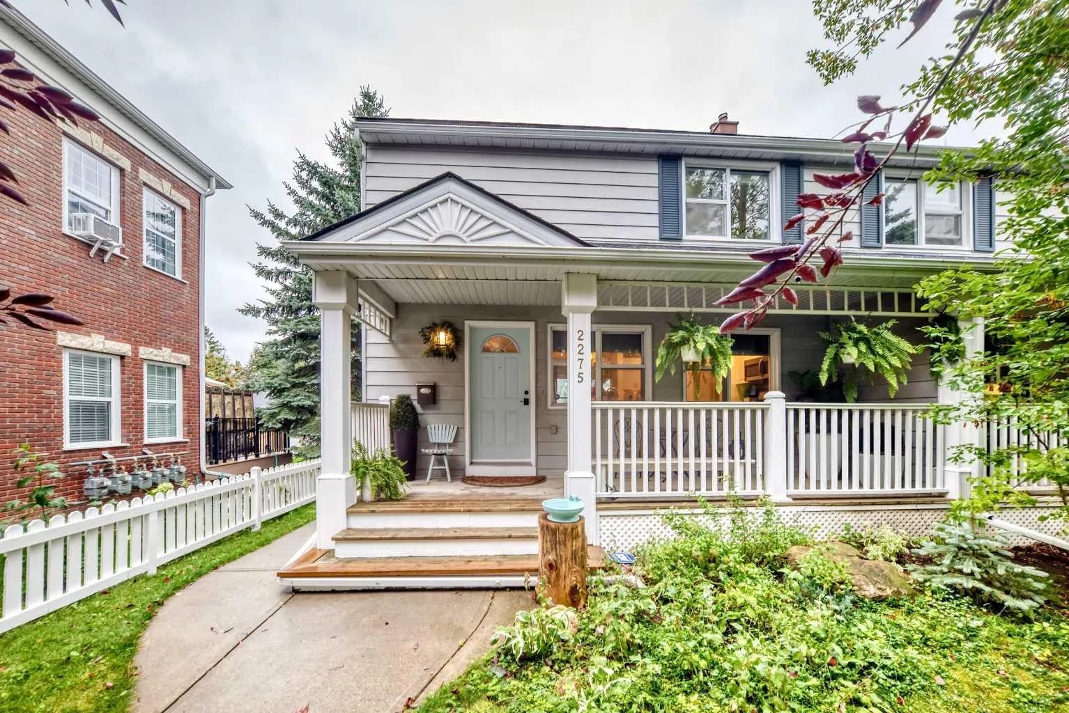 Semi Detached (Half Duplex)