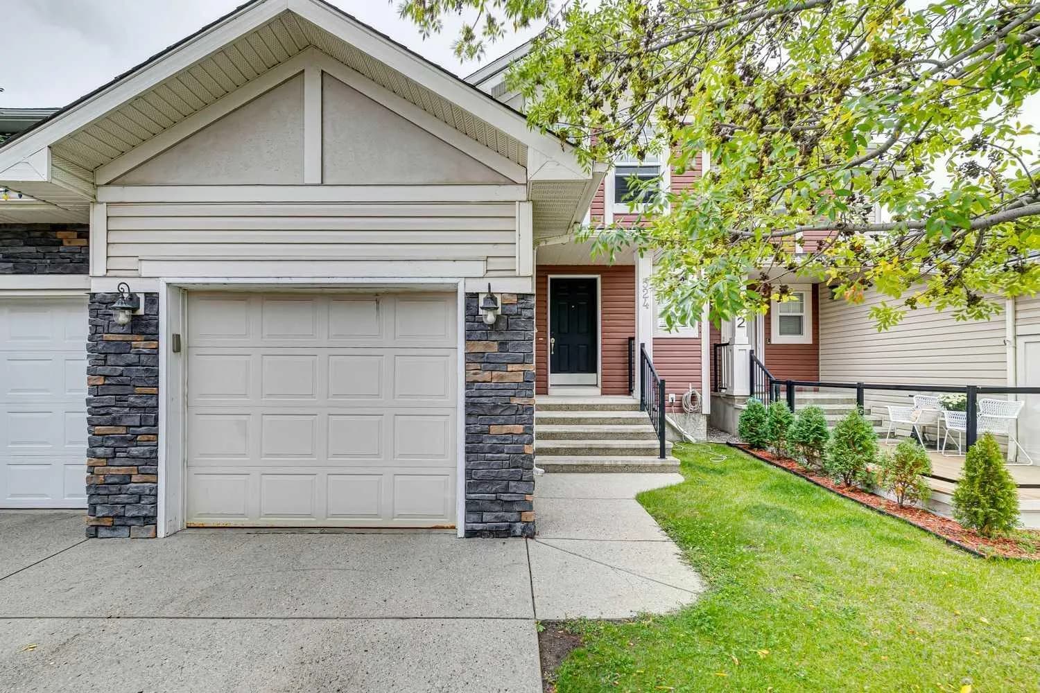 Semi Detached (Half Duplex)