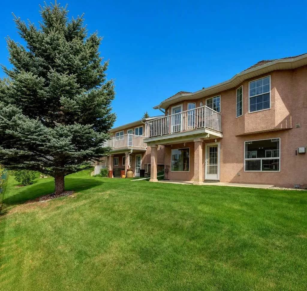 Semi Detached (Half Duplex)