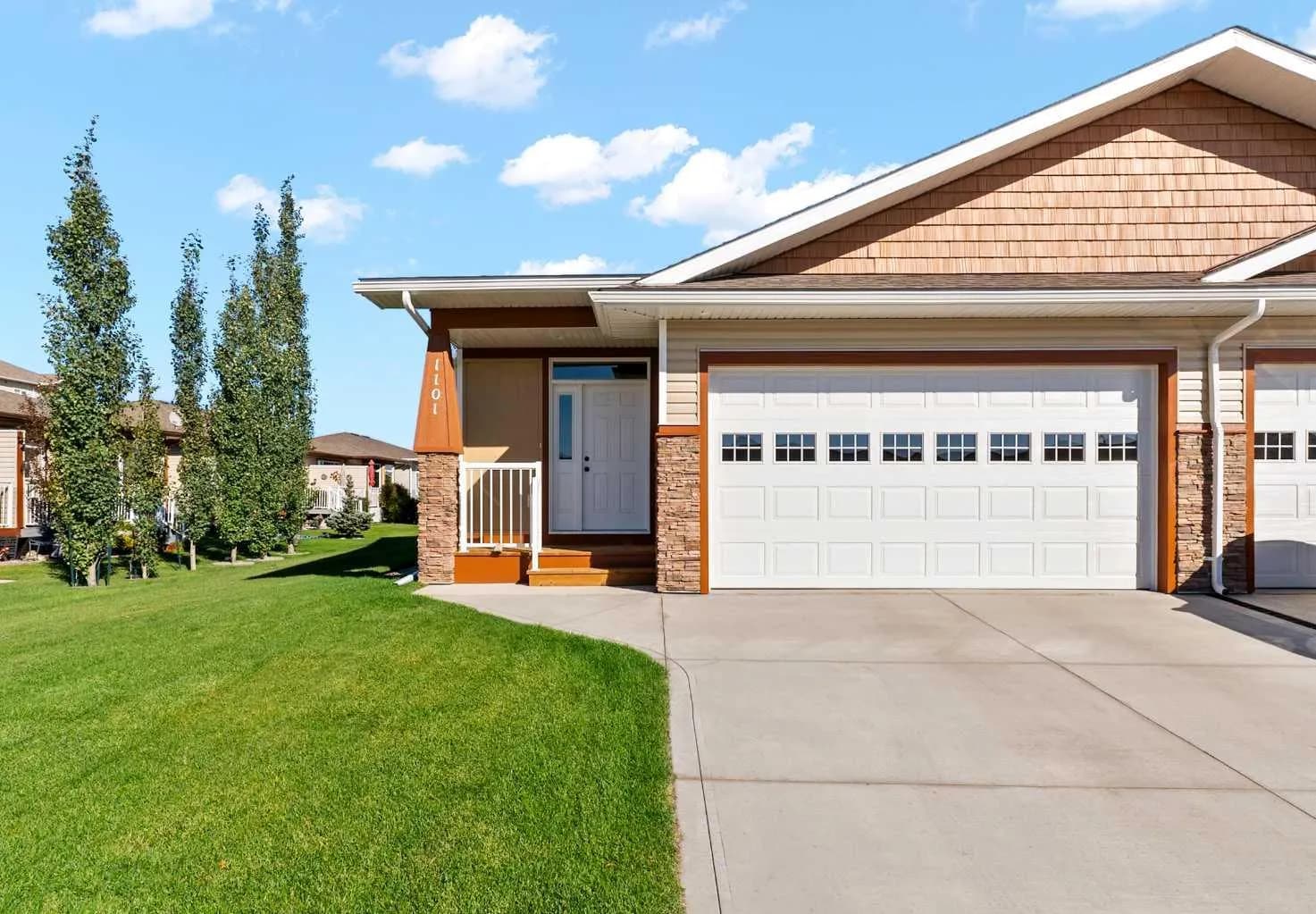 Semi Detached (Half Duplex)