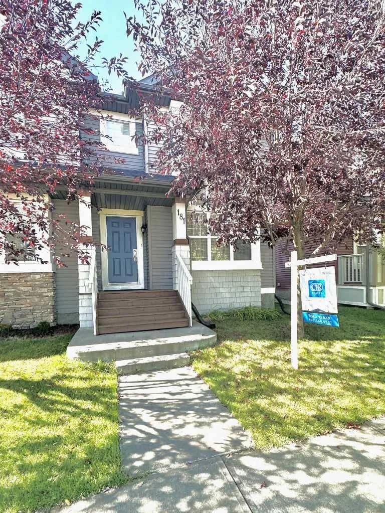 Semi Detached (Half Duplex)