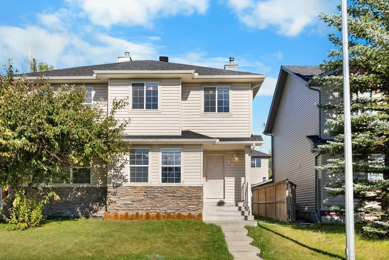 Semi Detached (Half Duplex)