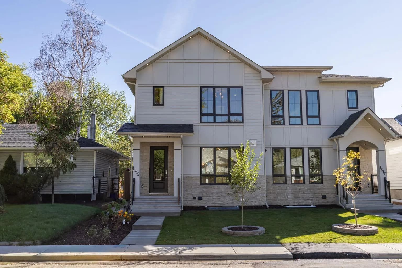 Semi Detached (Half Duplex)