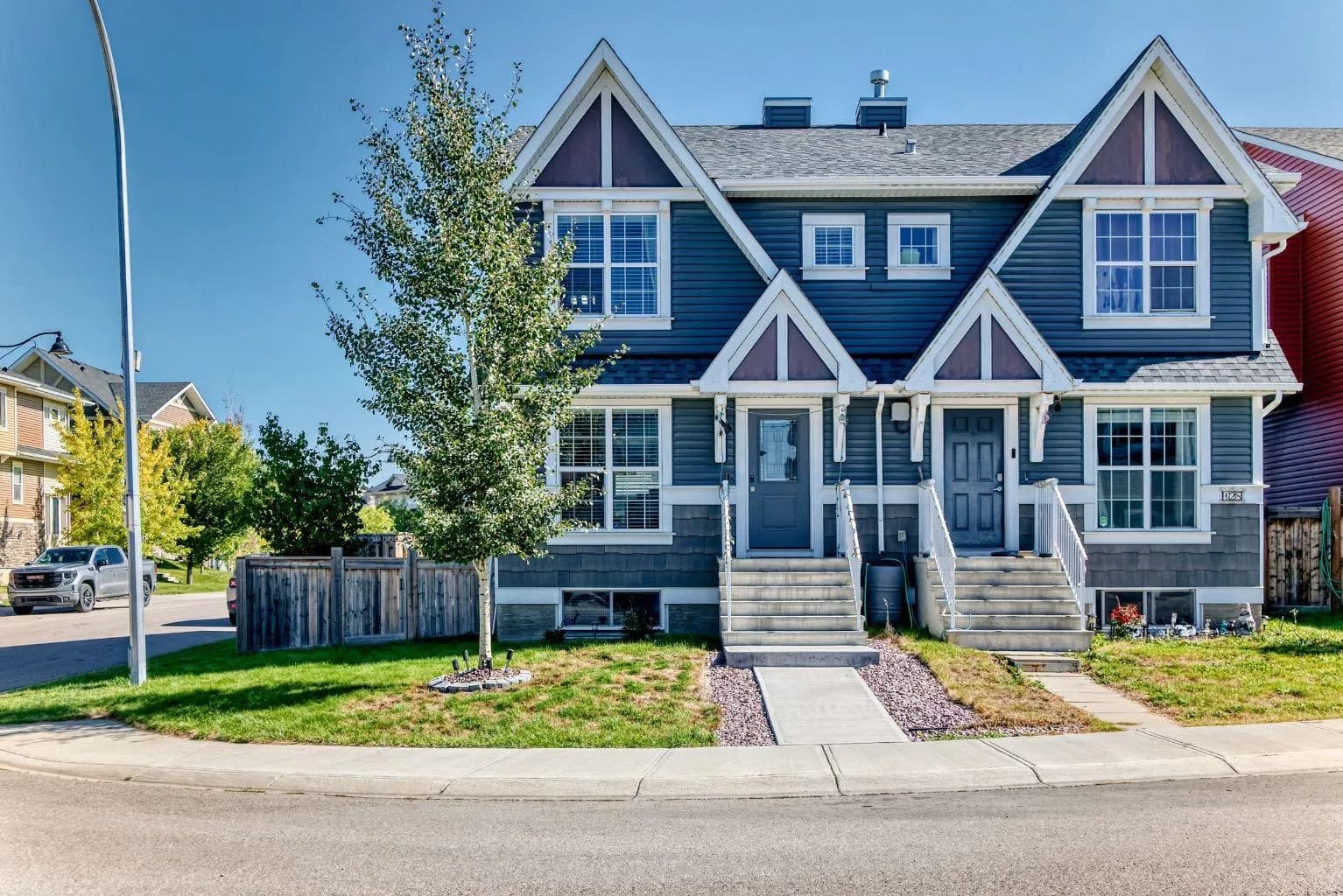 Semi Detached (Half Duplex)
