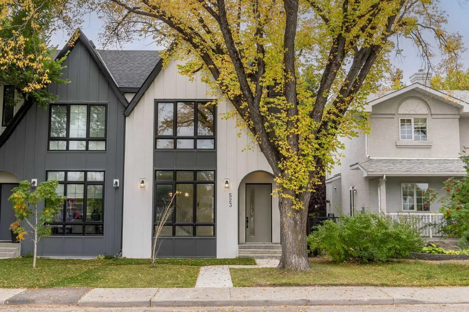 Semi Detached (Half Duplex)