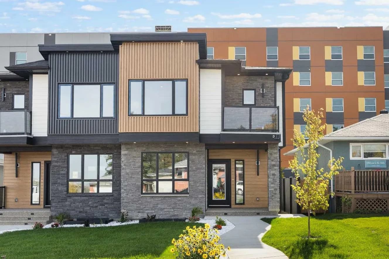 Semi Detached (Half Duplex)
